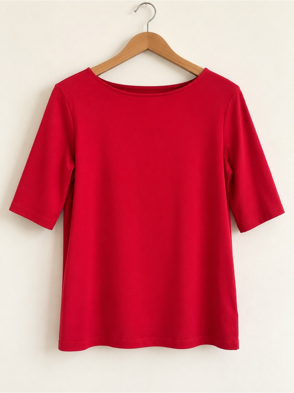 Red Liquid Knit Elbow Sleeve Basic Top-Wardrobe Staple Work to Weekend EUC M 642